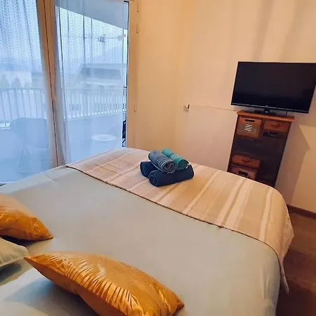 Le Petit Marquisat A Deux Pas Du Apartment *